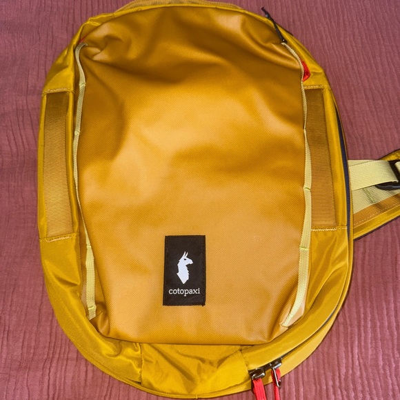 Cotopaxi Mustard Backpack Chasqui 13L Sling - Cada Día - Picture 1 of 8